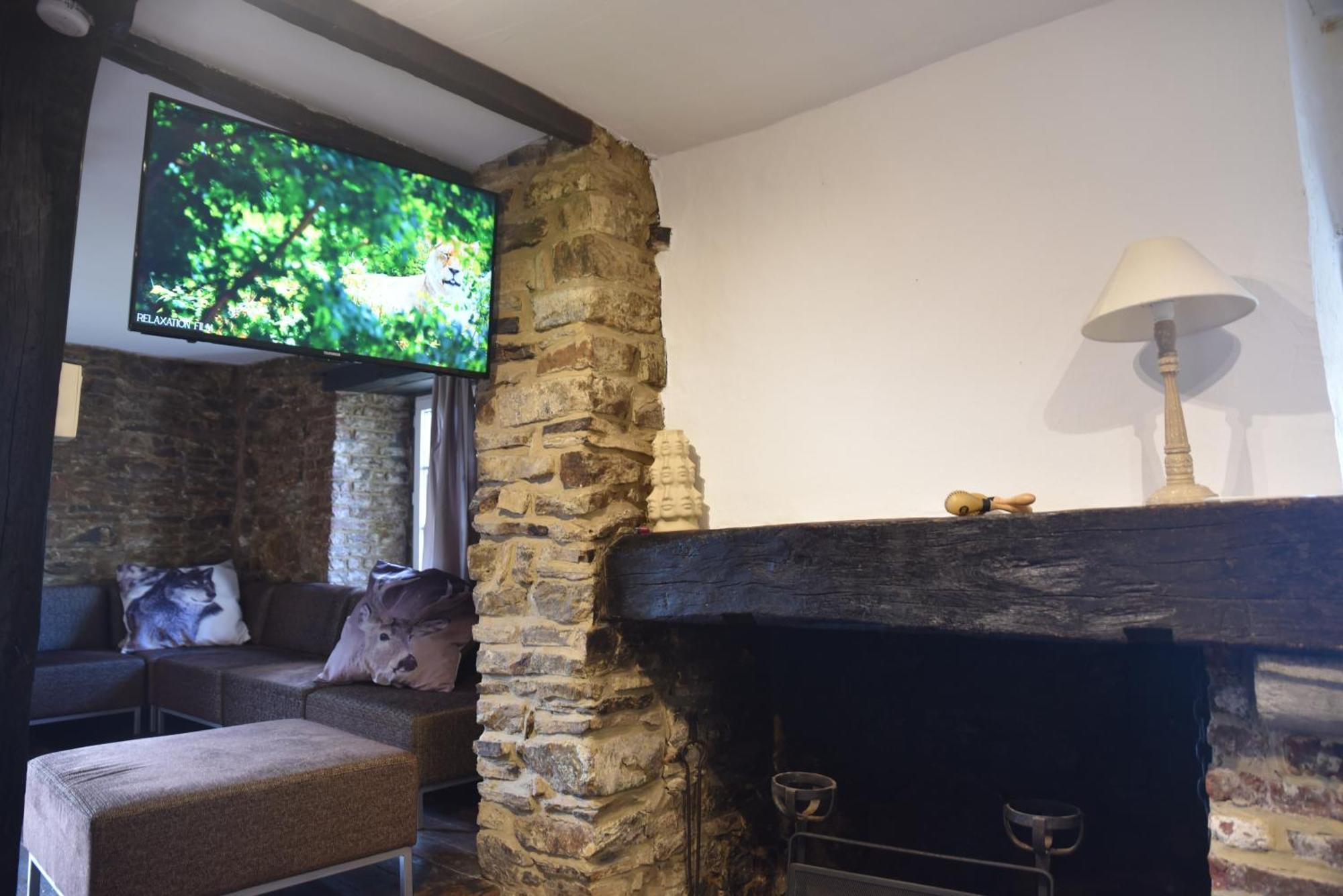 Gite Ardennes Au Coin Du Feu Jacuzzi Sauna Et Nature Jalhay Eksteriør billede